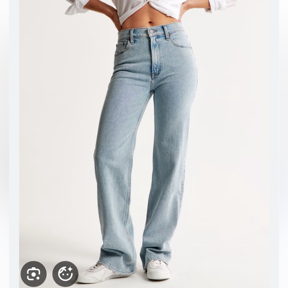 Light Blue High-Waisted Jeans